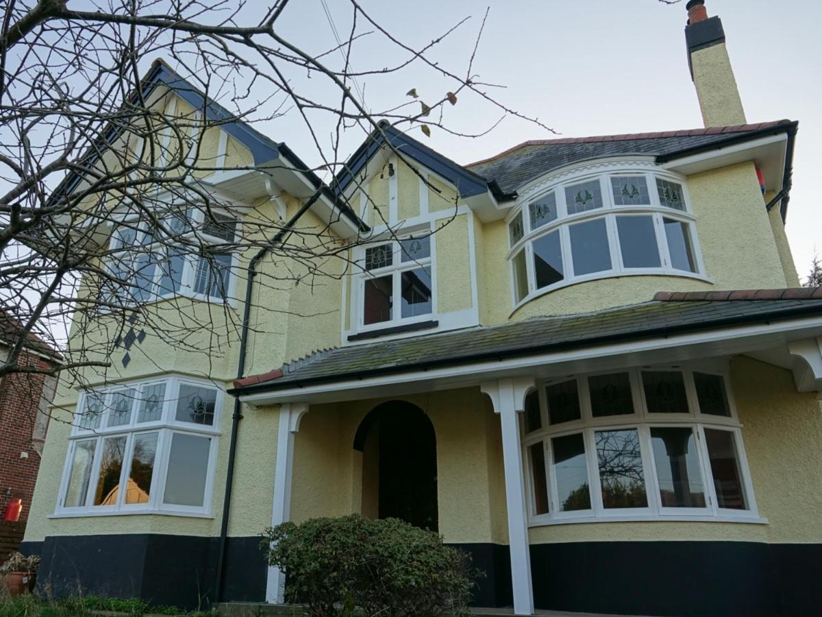 The Old Sea Captain'S House, Aberporth Exterior foto